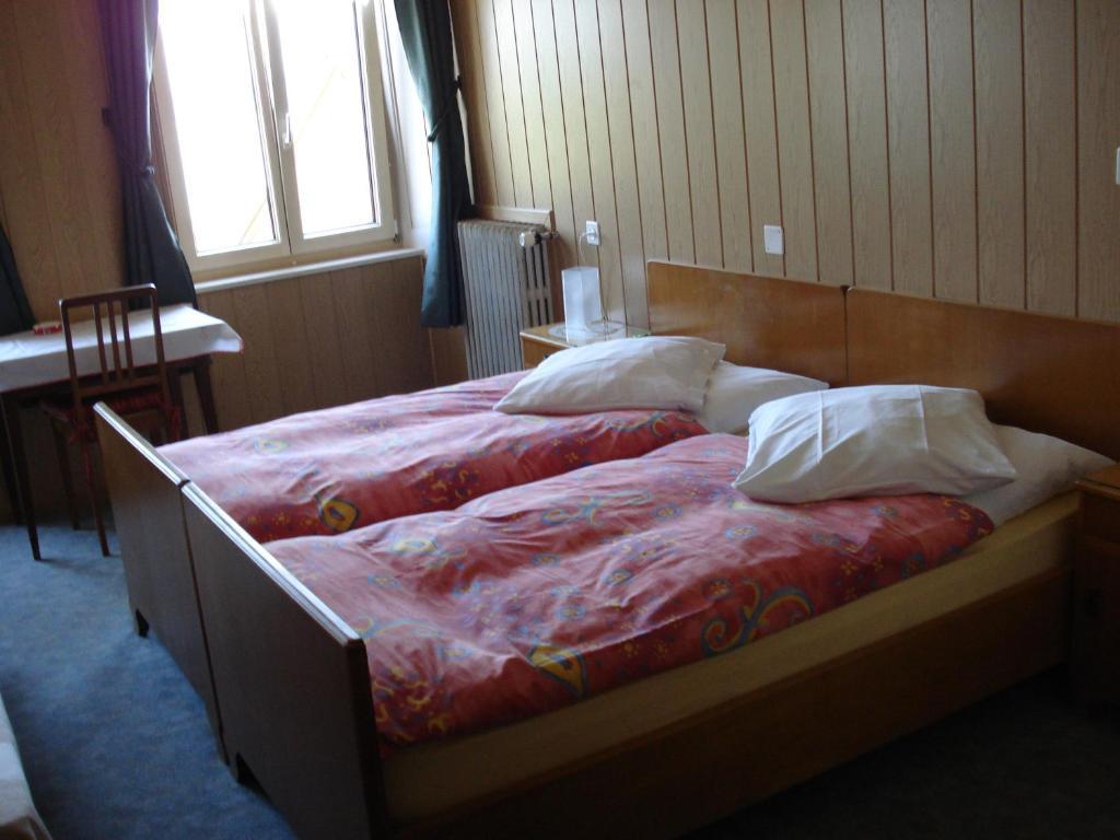 Les Tilleuls Hotel Gorgier Стая снимка